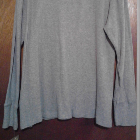 Sonoma Light Gray Long Sleeve Shirt/Petite XL - Picture 7 of 8